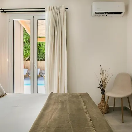 Mystique Lagoon Villa *